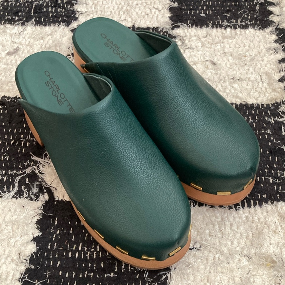 Charlotte Stone Stacey Clogs in Emerald Green Never Worn size 7 - Picture 4 of 8